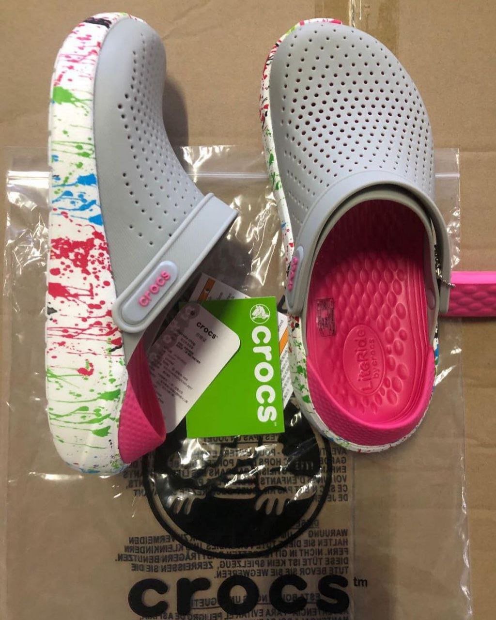 Crocs pallets