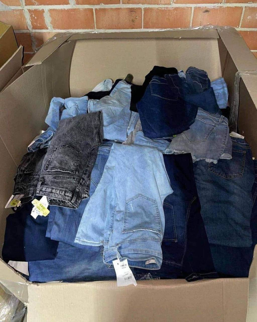 Men And Women Jeans