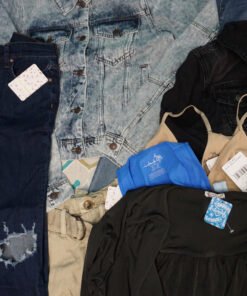 125PC FREE PEOPLE WOMENS MIXED CLOTHING